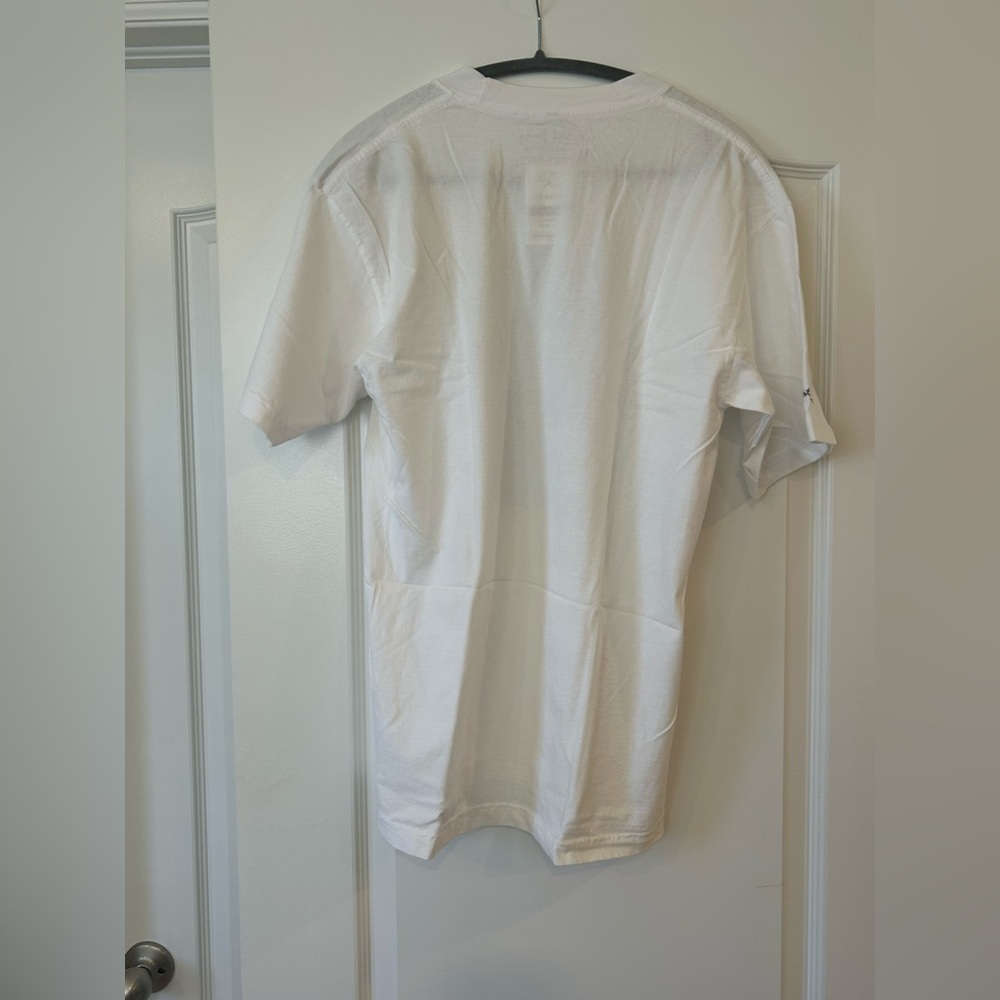 NWT Ain’t Shit Funny Tee Shirt - Picture 2 of 6